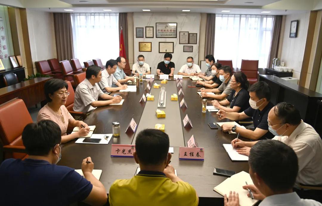 “赛场选马”激活一池春水 “选贤任能”迸发干事激情——赏金国际集团党委深化改革全面推行干部公开选任机制