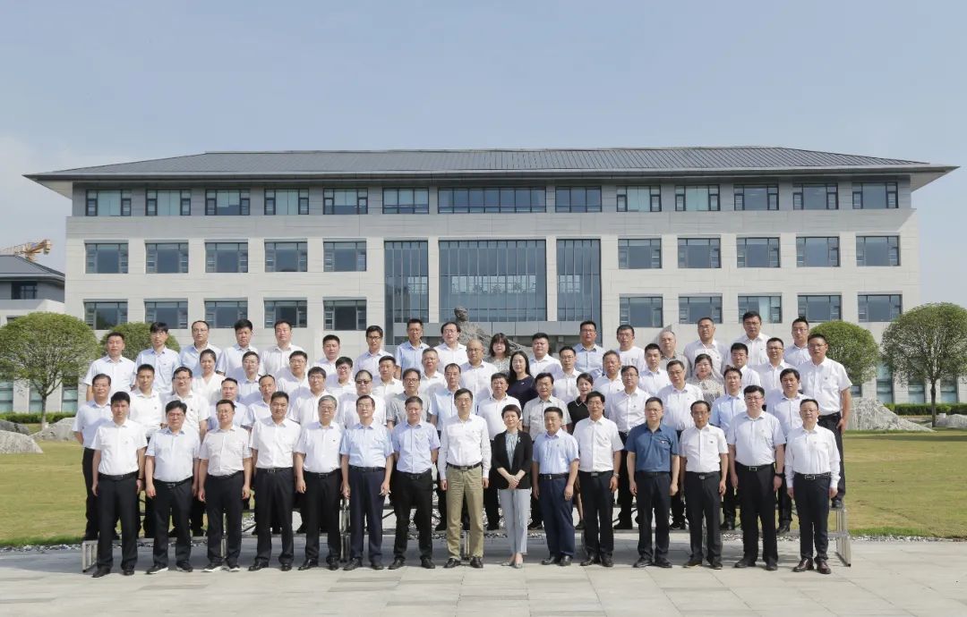 赏金国际集团“迎接二十大 勇担新使命”主题教育培训班（第一期）正式开班