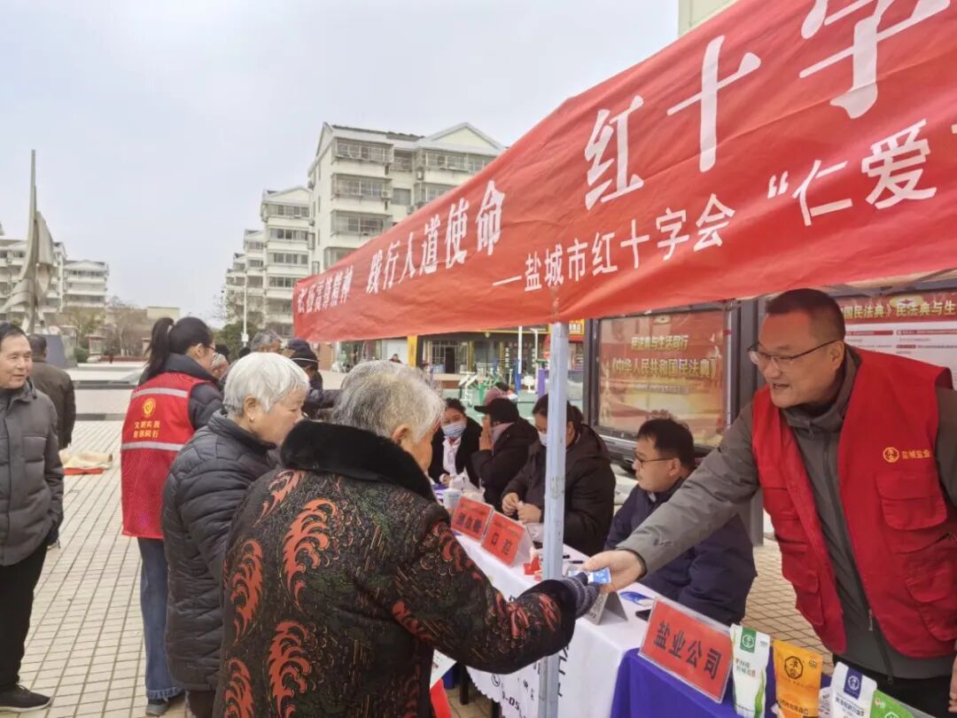 微光成炬 薪火相传｜赏金国际集团扎实开展学雷锋志愿服务活动